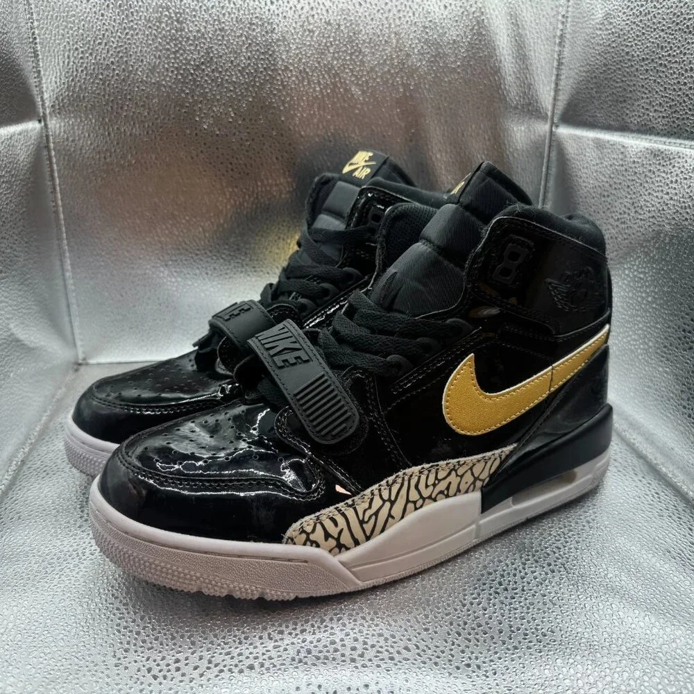 Size 9.5 Nike Air Jordan Legacy 312 Mens Black Gold Athletic Sneakers AV3922-007
